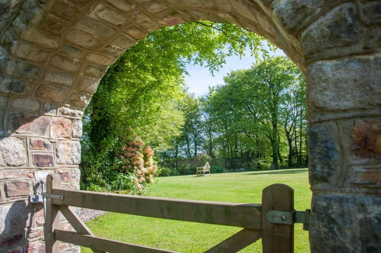 Knole Farm Bed & Breakfast Okehampton Dış mekan fotoğraf