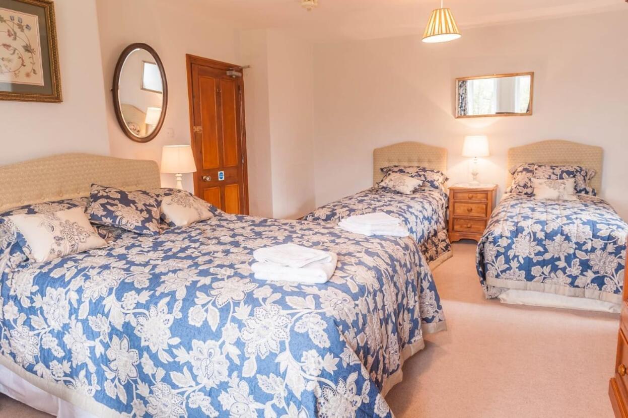 Knole Farm Bed & Breakfast Okehampton Dış mekan fotoğraf